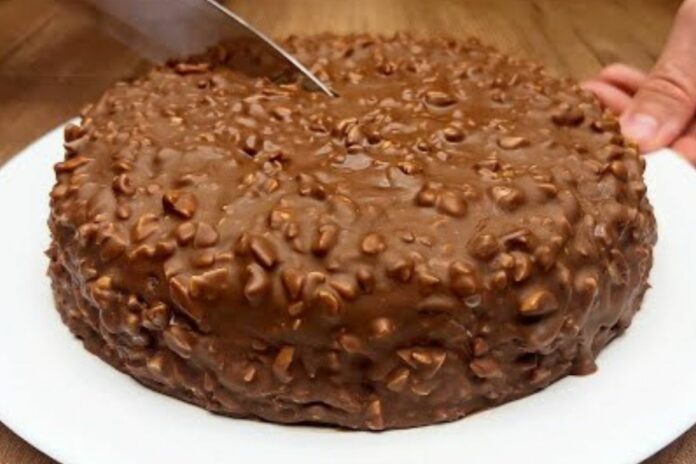 Bolo de Chocolate com Amendoim: Sobremesa Rápida que Você Precisa Conhecer