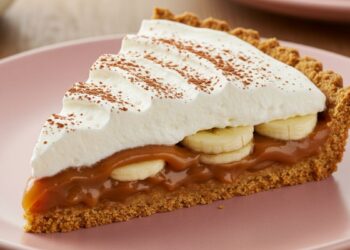 Banoffee Pie: Torta de Banana com Doce de Leite e Chantilly