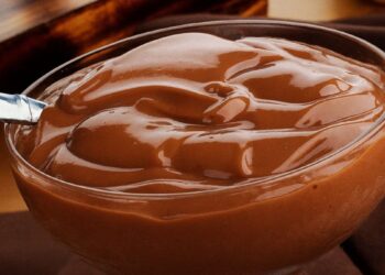 Danette Caseiro: Creme de Chocolate Cremoso