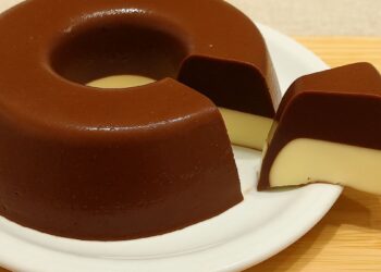 Pudim de Leite Ninho com Chocolate