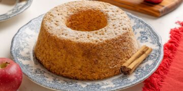 Bolo de Maçã na Air Fryer