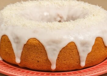 Bolo de Coco de Liquidificador