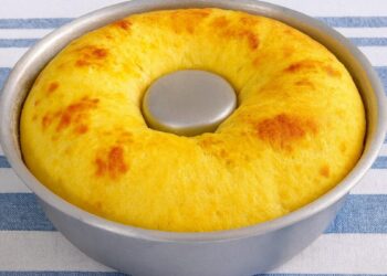 Bolo de Polvilho Mineiro: O Sabor da Roça em Cada Fatia 6 Bolo de Polvilho Mineiro: O Sabor da Roça em Cada Fatia