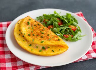 Omelete Recheada de Frigideira – Leve, Prática e Perfeita para o Jantar