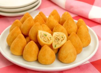 Coxinha de Frango na Airfryer – Crocante e Fácil de Preparar em Casa