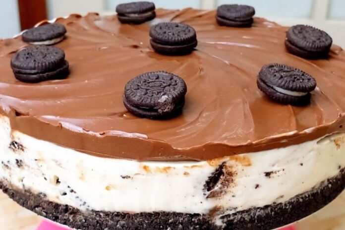 Torta Mousse de Oreo: Doce, Cremosa e Irresistível