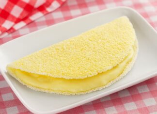 Tapioca Recheada com Queijo Coalho e Tomate Seco – Lanche Fácil para Qualquer Hora