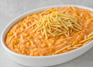 Frango Desfiado Cremoso na Panela para o Almoço do Dia a Dia