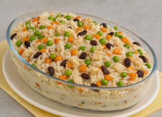 Arroz Natalino com Frango e Legumes – Acompanhamento Simples para a Ceia