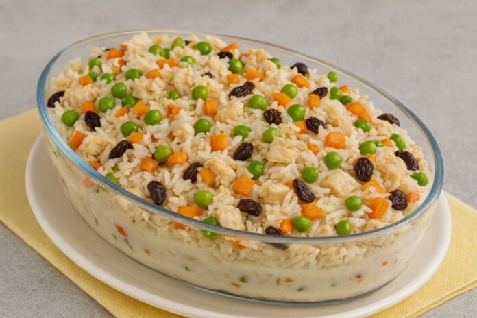 Arroz Natalino com Frango e Legumes – Acompanhamento Simples para a Ceia