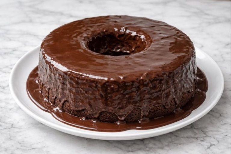 Bolo de Chocolate Simples – Receita Caseira Fácil
