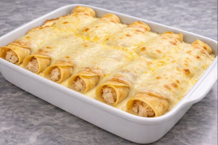 Panqueca de Frango Cremosa com Molho Branco