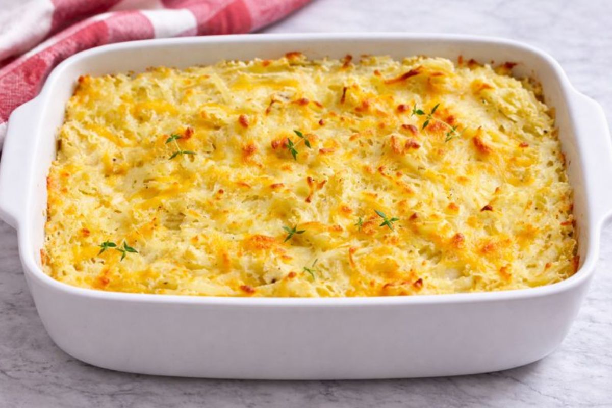 Arroz de Forno com Queijo Cremoso e Cobertura Gratinada