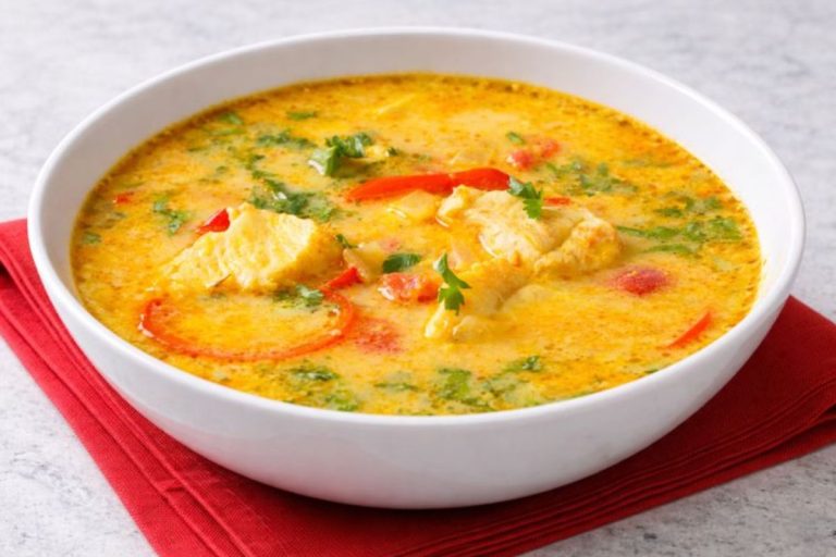 Moqueca de Peixe Simples – Receita Tradicional Fácil de Fazer