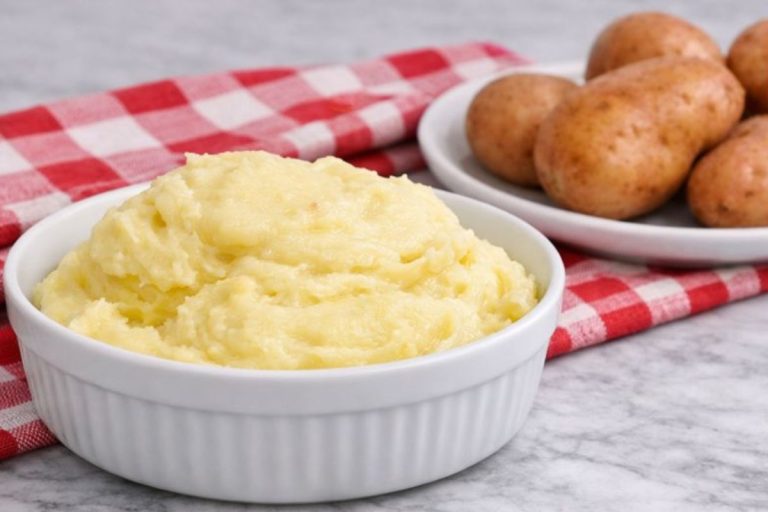 Purê de Batata Cremoso com Manteiga