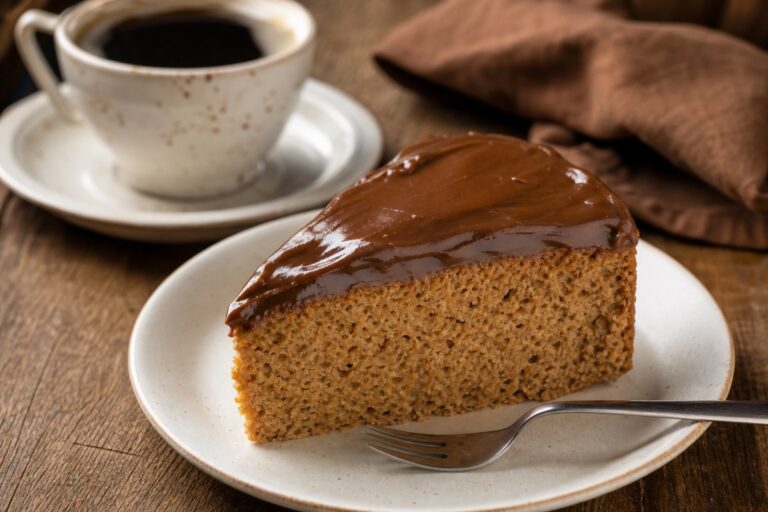 Bolo de Café com Leite Macio – Receita Fácil para o Café da Tarde